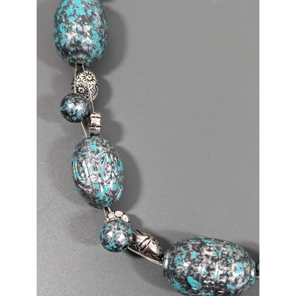 Retro Western Faux Patina Blue Silver tone Carved Style Bead Chunky Necklace 20
